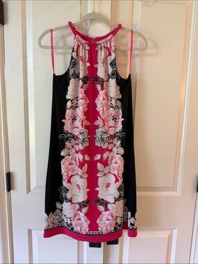 White House Black Market Black & Hot Pink Floral Mini Dress